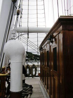 Trois-mâts Statsraad Lehmkuhl, pont arrière